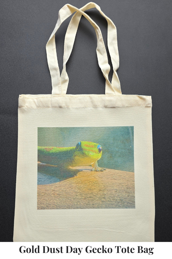 Gold Dust Day Gecko Tote Bags